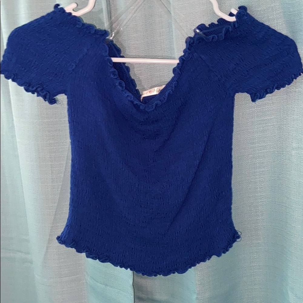 Blue crop top